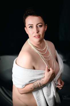 rubensfrauen-escort-ria-6.jpg