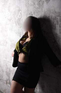 rubensfrauen-escort-sara-4.jpg